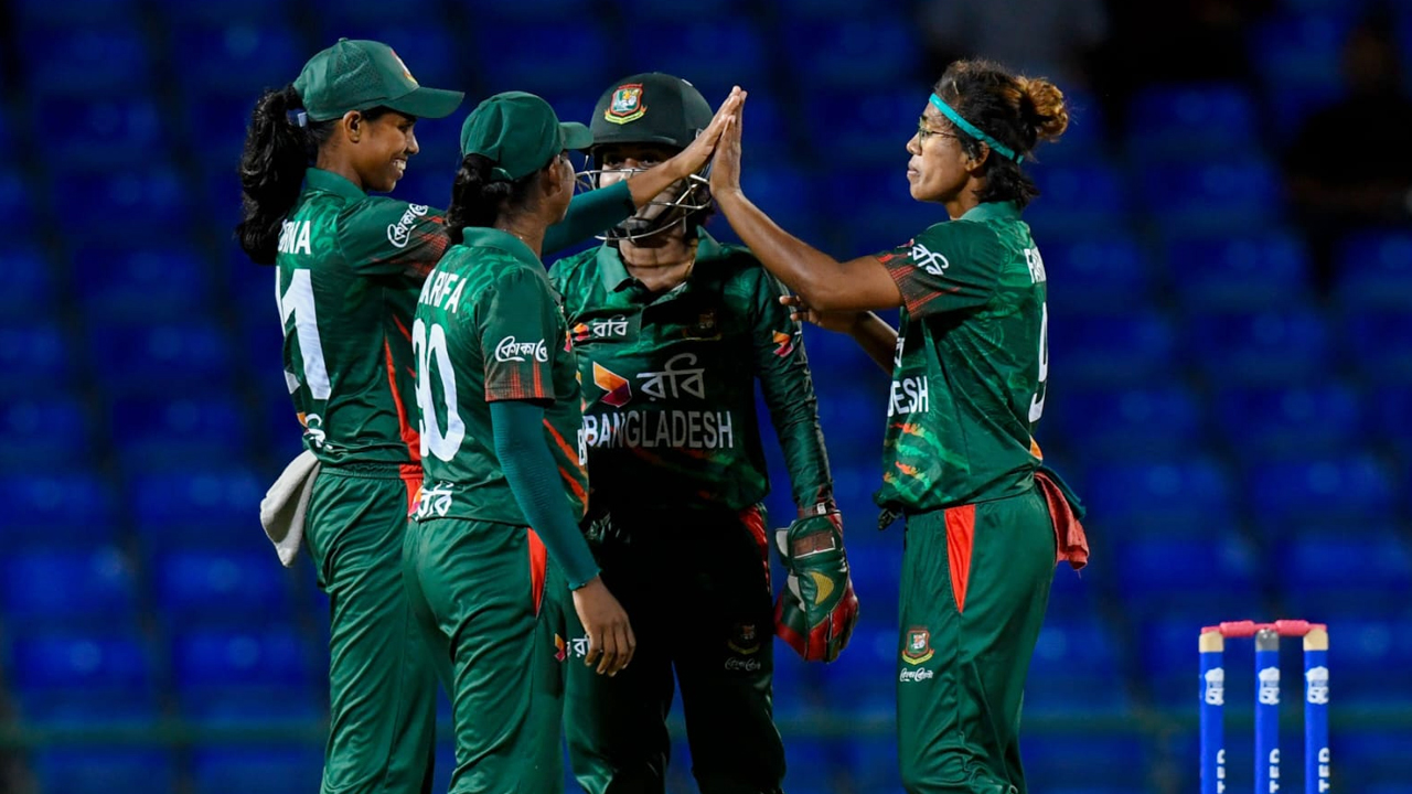 পাকিস্তানের উদ্দেশ্যে উড়াল দিলো বাংলাদেশ দল